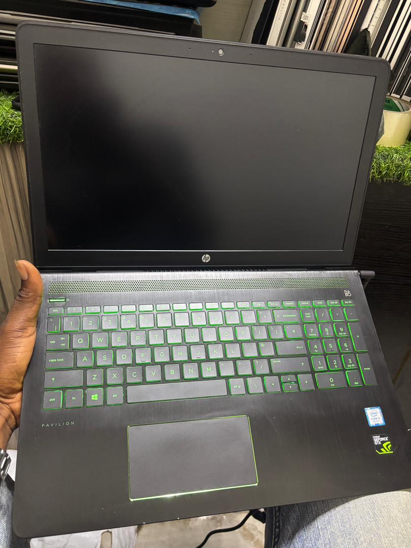 Laptop